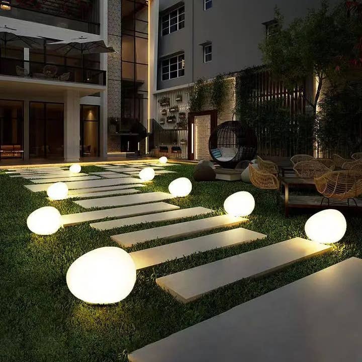 Kiyo Home - Wholesale Outdoor/Lawn Light - Solar Patio Stones | Solar Rock Light | Outdoor Garden Decor6