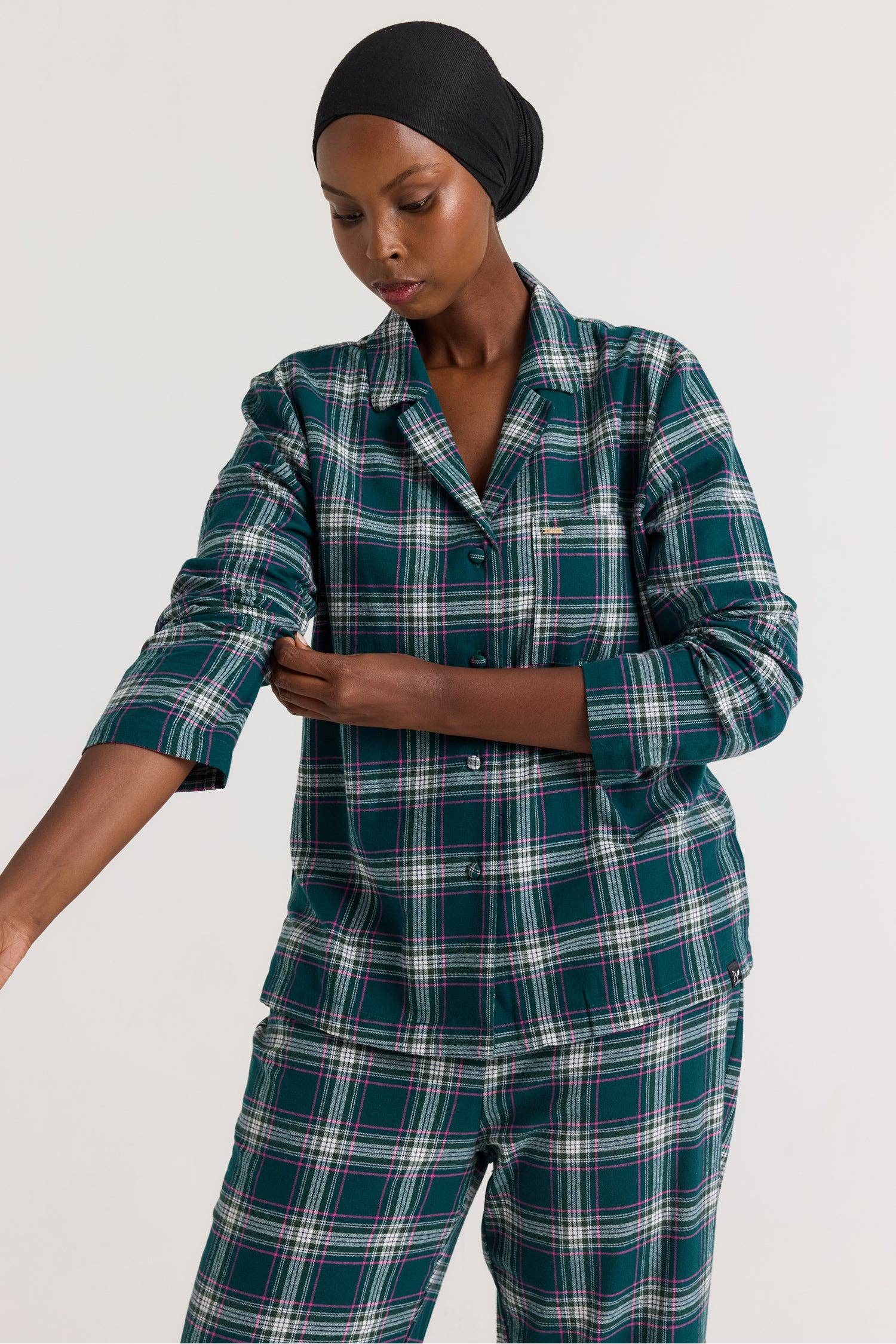 Plaid Long Pyjama Set in Green for wholesale on Faire1