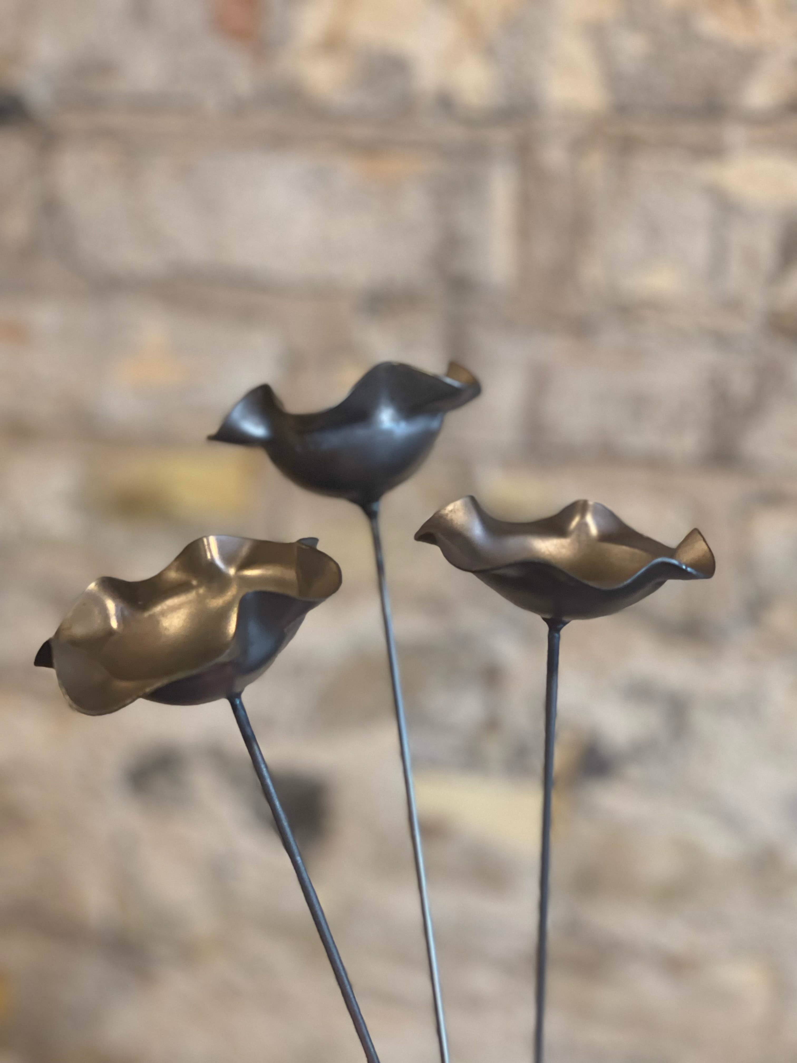 608 The Factory - Wholesale Garden/Lawn Stake - Metal Ribbon Pollinator Cup Flower Set of 24 Flowers 7