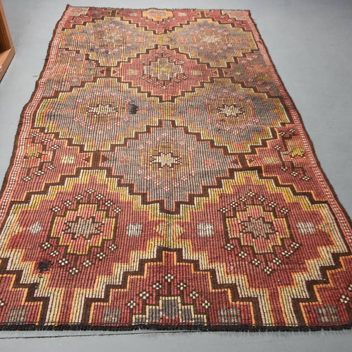 Handmade Red Kilim Rug, 4.9x8.3 Ft Geometric Area Rug for wholesale by Vintage Rugs Loom