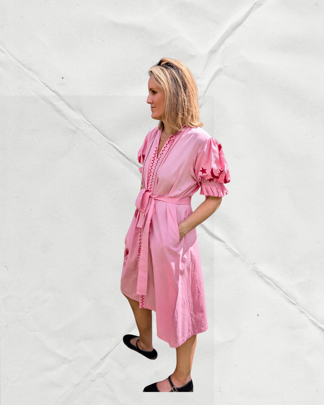 LNH EDIT - Vendita all'ingrosso Vestito - Donna - Abito lungo in cotone rosa con ricami Astrid – Artigianale da Jaipur0