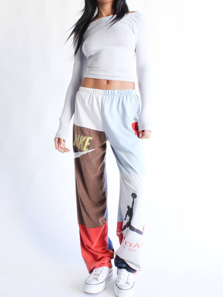 American Recycled Clothing - Wholesale Pants - Women's - Brand Pants Bundle