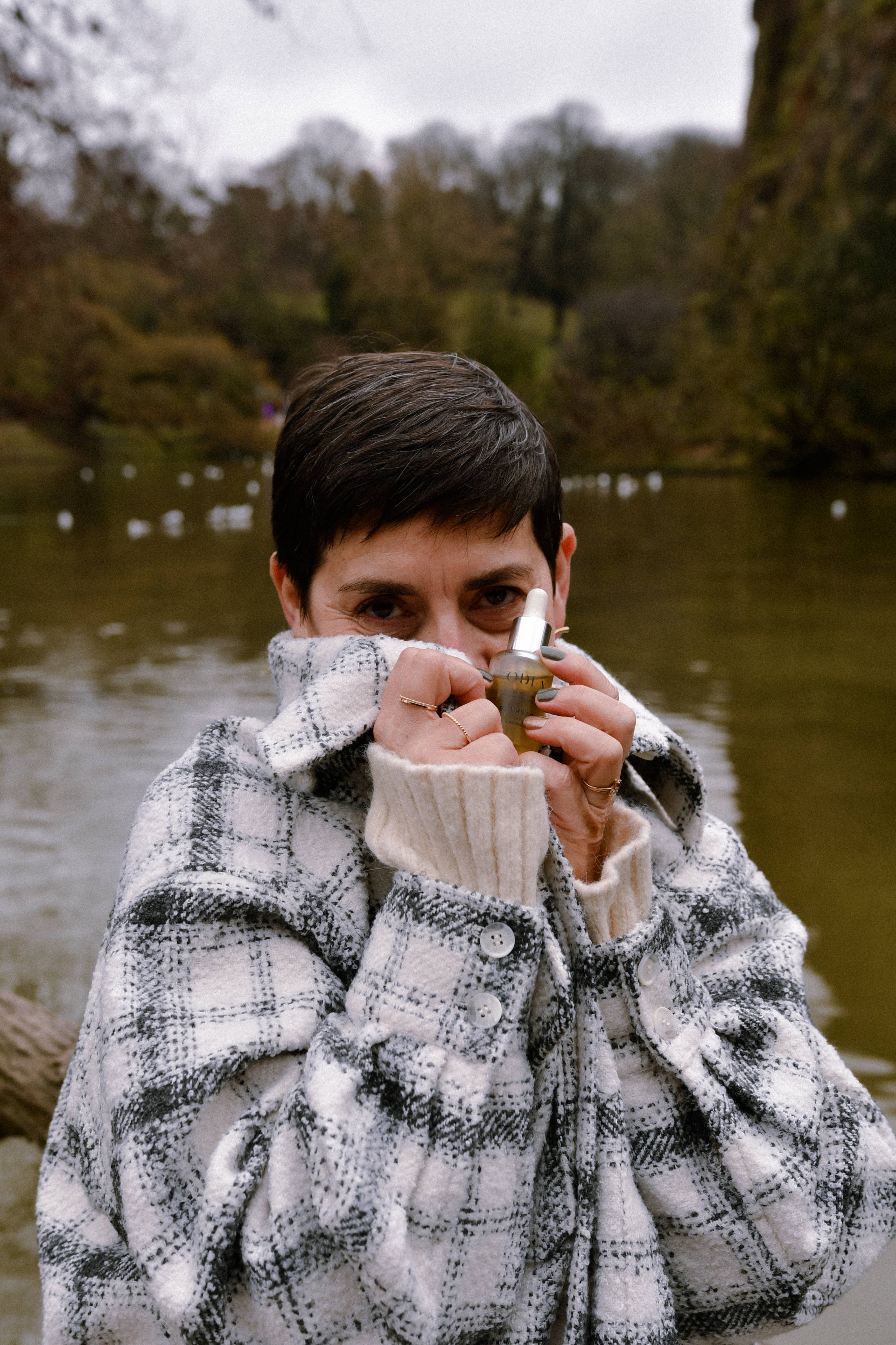 ODEN – Óleo facial por atacado – Óleo Facial de Borago – Revitalizante para Pele Madura no Outono1