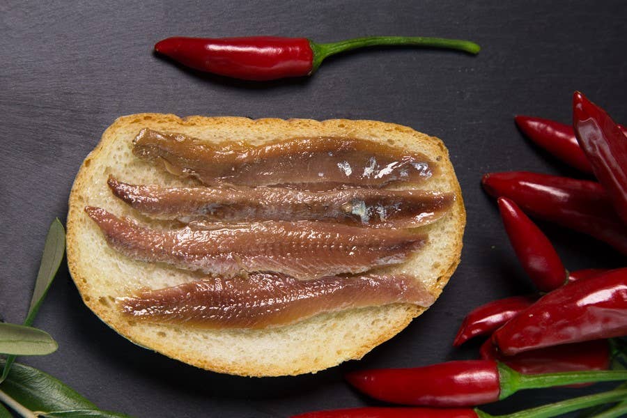 CENTRO DOLCE FRIULI - Wholesale Fish/Seafood - Tissi chilli anchovies - 80 g1