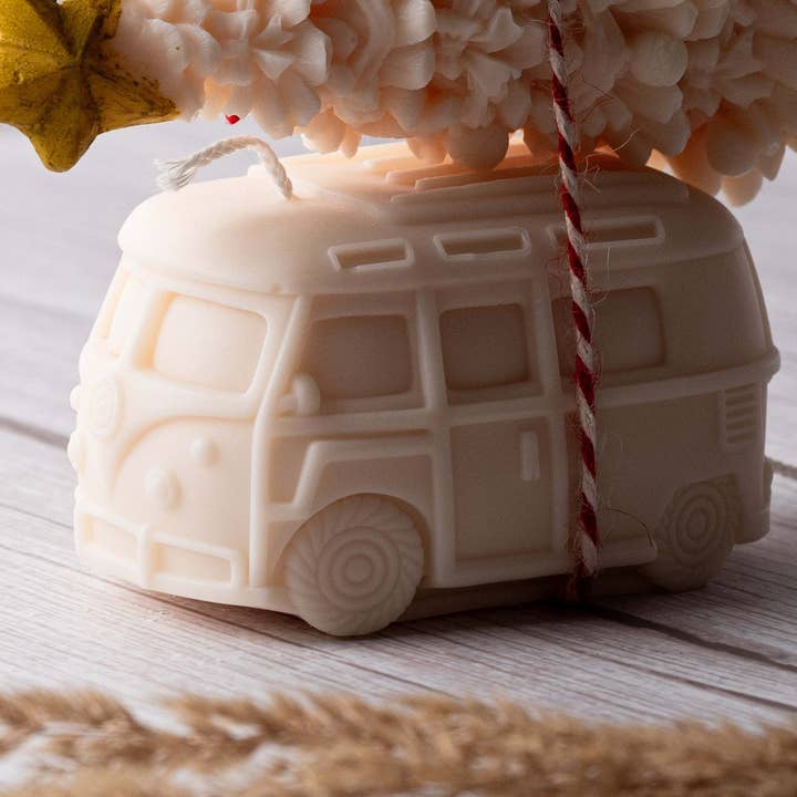 Allure CA - Wholesale Novelty Candle - Retro Bus Candle - Christmas Decor6