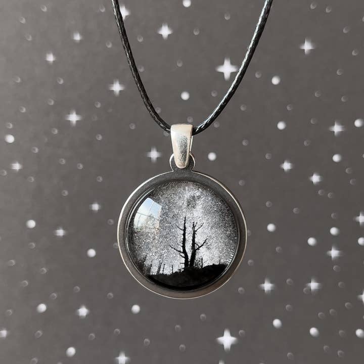 King Billy Pine - Pendant (Small) for wholesale by Myrtle & Me