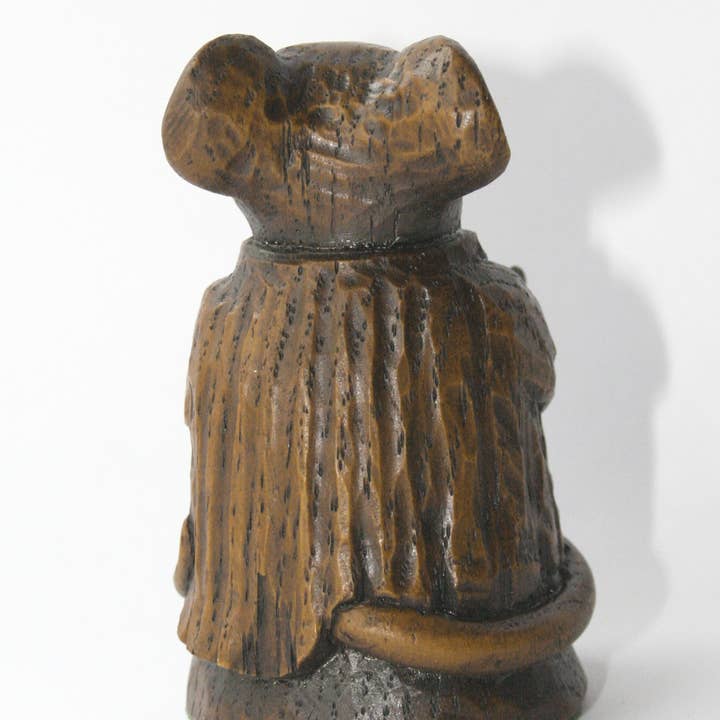 Oakapple Designs Ltd - Wholesale Decorative Figurine - Church Mouse Busking. Reproduction carving Ornament Gift.2