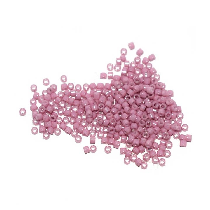 5g Miyuki Delica 11/0 uigennemsigtig glans antik pink DB-210 for engroshandel hos Fais-le toi-même