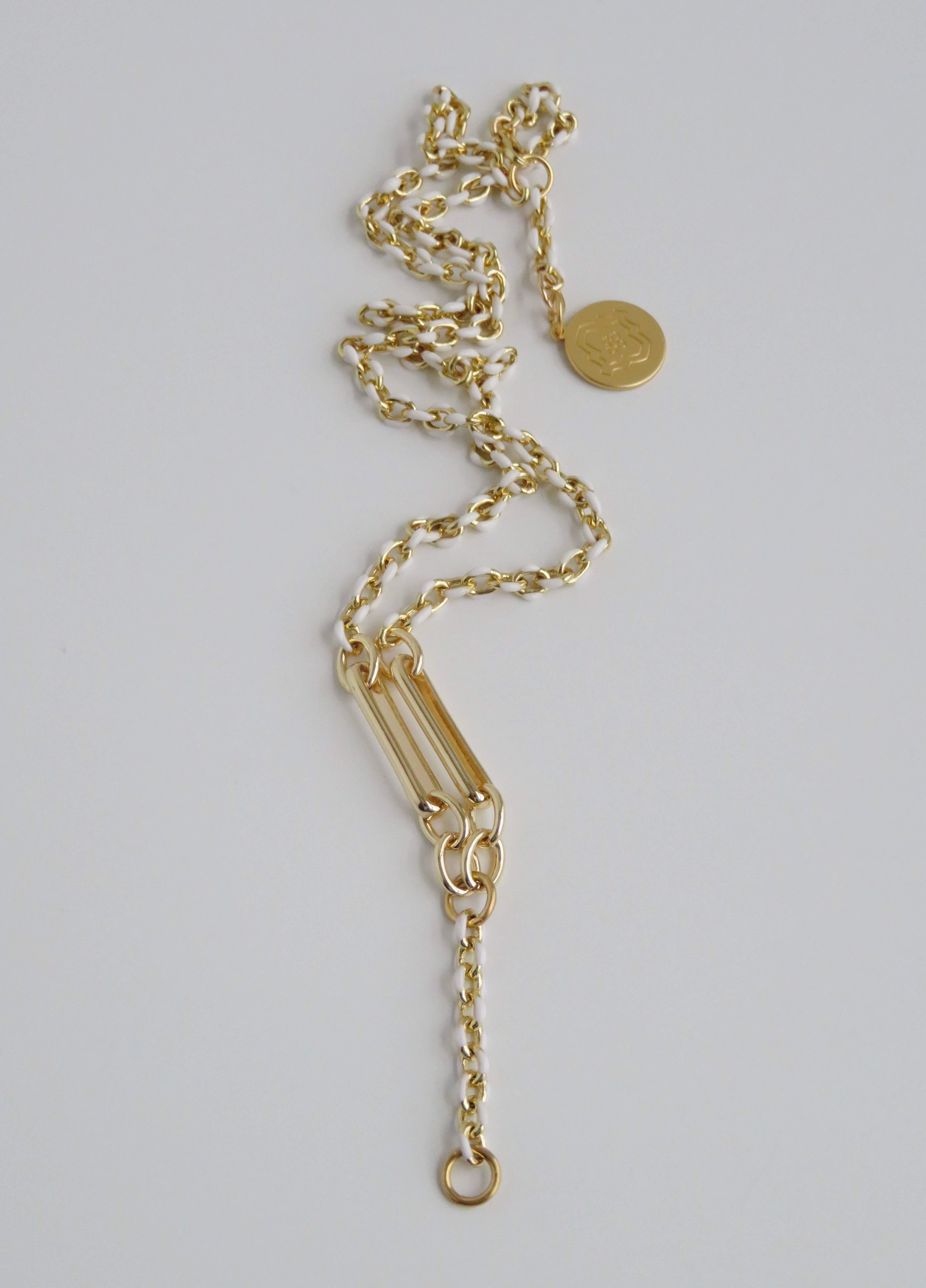 Boutique Suarez Co. - Wholesale Y-Neck/Lariat Necklace - White Oval Link Lariat Charm Holder Necklace1