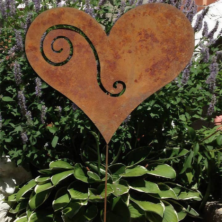 Piquet de jardin en forme de cœur ou décoration murale pour la vente par Rustica Ornamentals