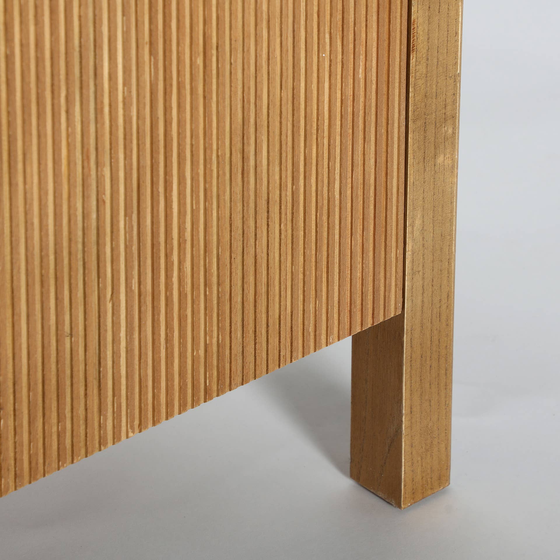 Kodu - Wholesale Console Table - DM wood TV cabinet in brown color. 180x45x60cm4