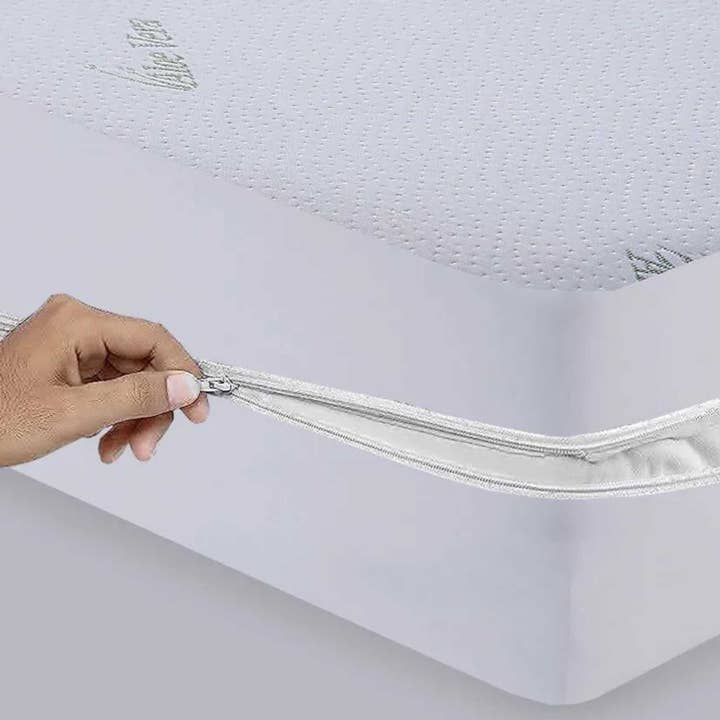 Beach Stone – wholesale Mattress pad/protector – Bamboo Zipped Aloe Vera Gel Infused Mattress Protector1