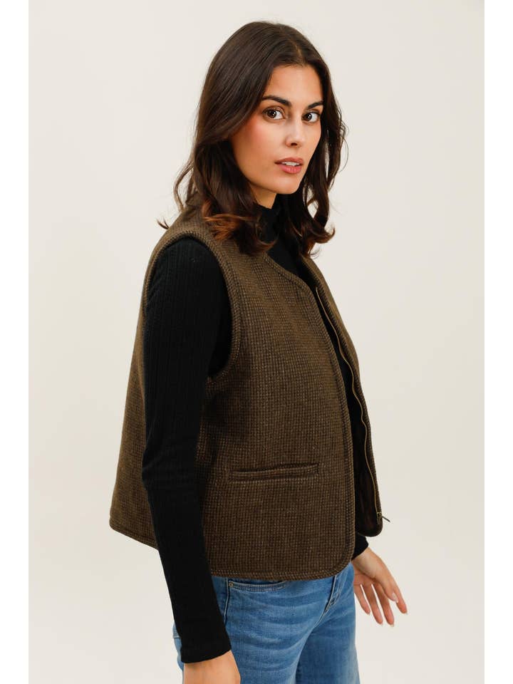 Brown 5910 QUILTED JACKET for wholesale on Faire3