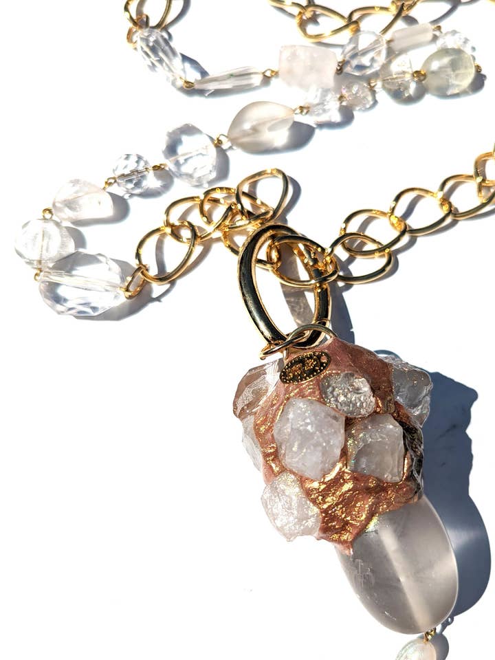 Pendente Acrílico Vintage Grande com Contas Long Rock e Roll Gay Isber unisex Gift Box por atacado de Gay Isber Designs