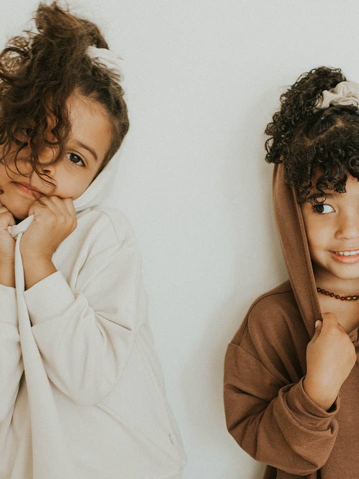 Sudadera con capucha Terry Relaxed para venta al por mayor de Jax & Lennon Clothing Co.