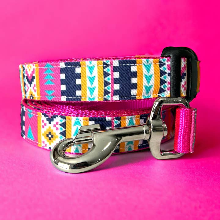 Collare Western Rosa per Cani, Neon Boutique per la vendita all'ingrosso da parte di Sew Fetch Dog Co