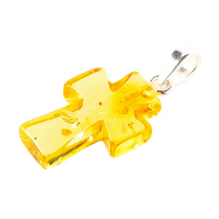 Ciondolo ambra croce limone per la vendita all'ingrosso da parte di The Natural Amber