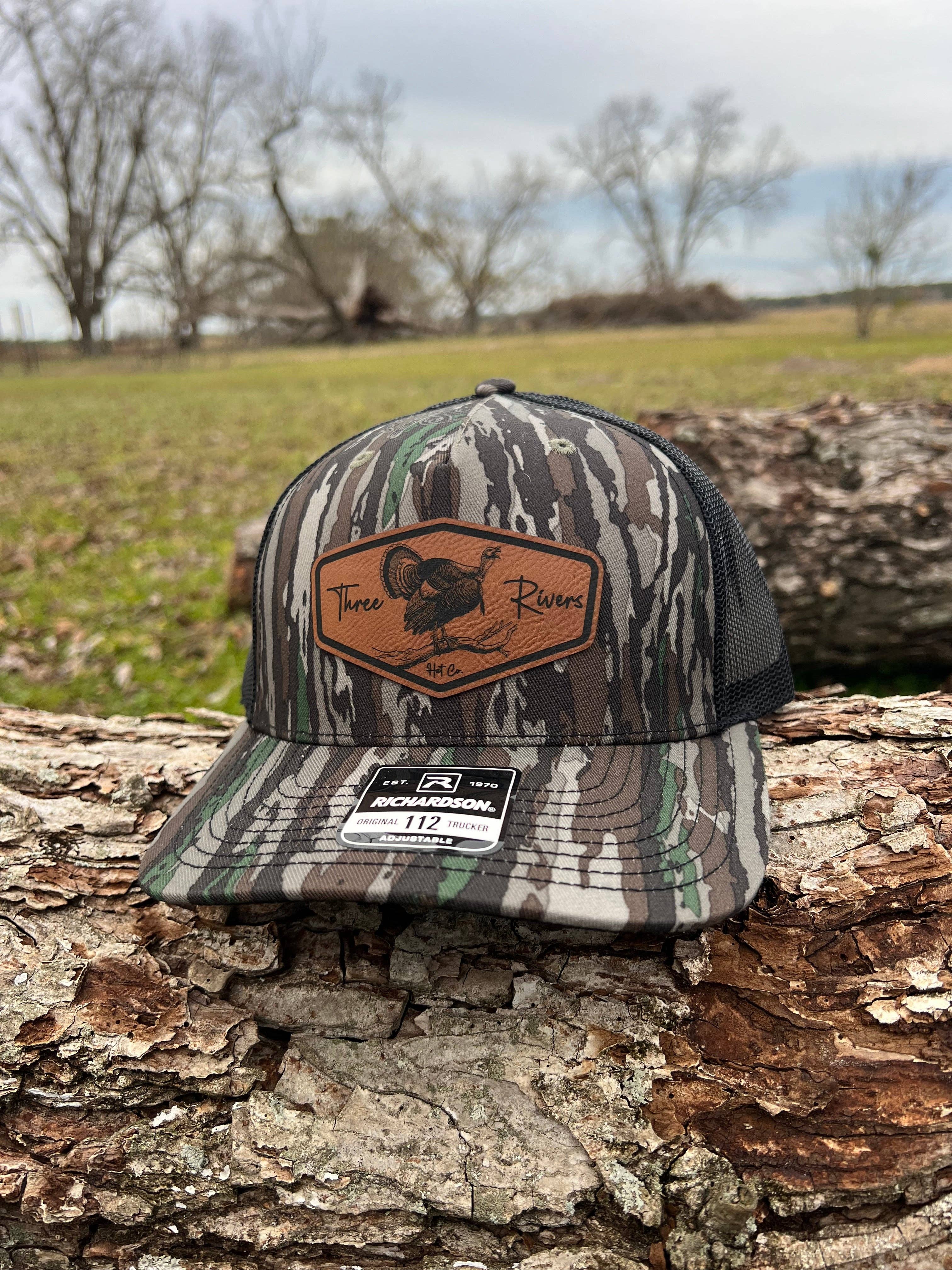 Three Rivers Hat Co. – wholesale Truckerkeps – Unisex – Gobbler on the Roost (Spänne Stil) - Trucker Snapback - Richardson 1121