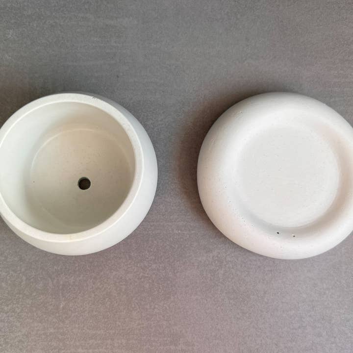 Minimal Loot Design – Engroshandel Plantekrukke – Lille betonplantekasse med dræning, sød plantepotte, bobleplanter, sukkulentplanter, dekorativ potte, moderne potte, nordisk, buttet potte