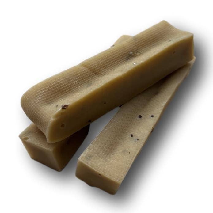 Yak Cheese Flax Seed Chews Bulk MD/LG, 5 Pack (ZDUR01FLMD) for wholesale by Healthy Dog Chews