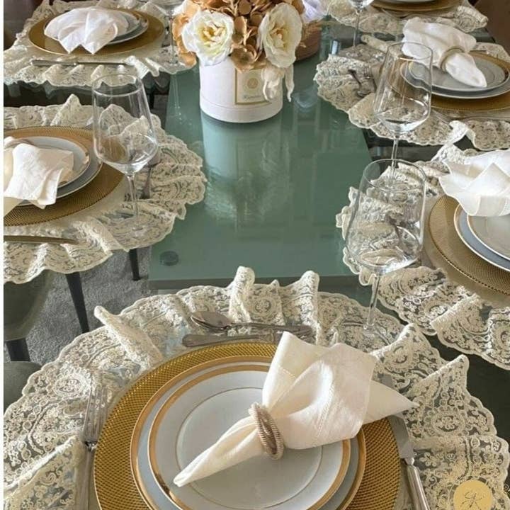 Chez Moi – wholesale Placemat – Set of 2 Corinthian Frame Placemats5