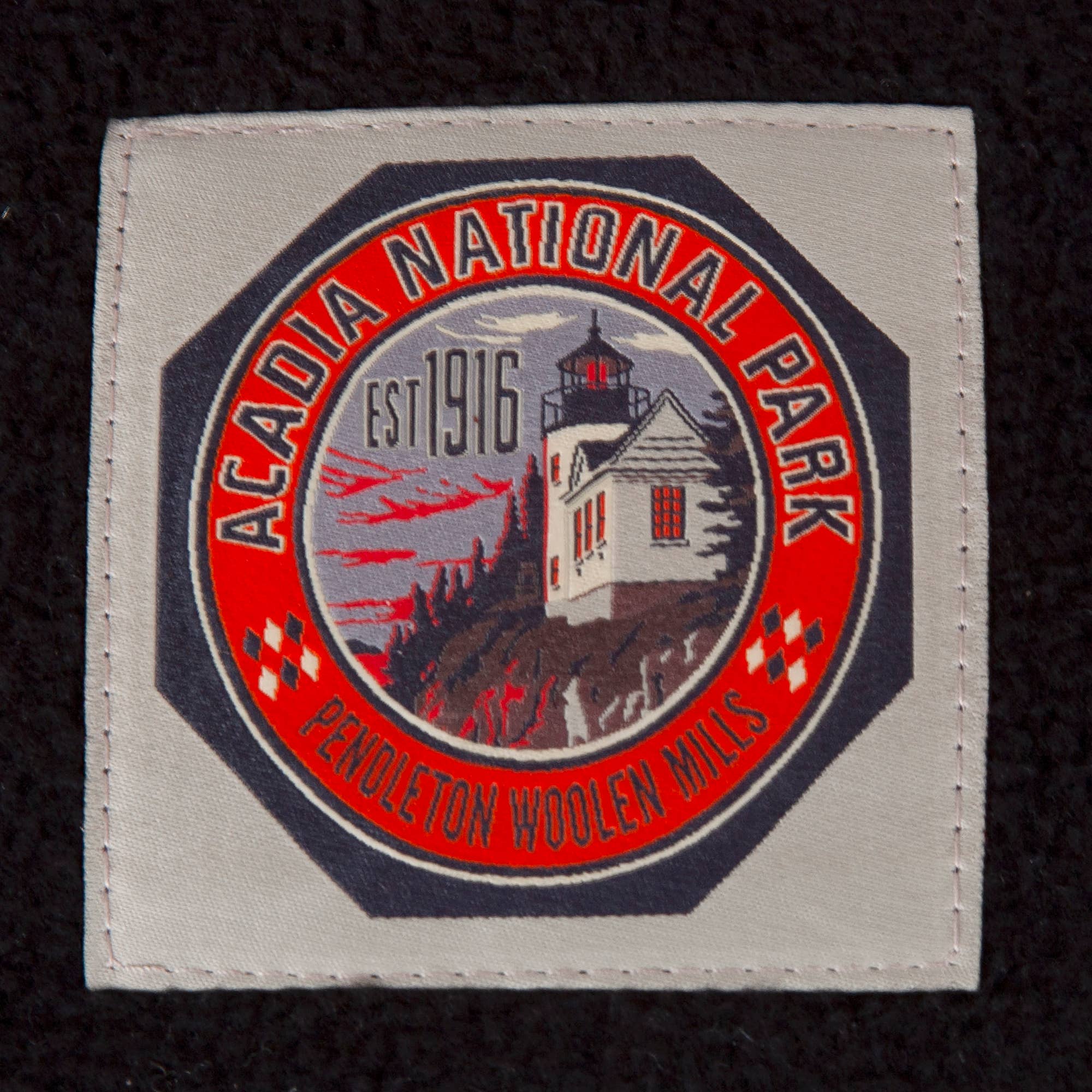 Carolina Pet Company - Wholesale Pet Bed - Dog - Pendleton Pet National Park Rectangular Pet Napper Dog Bed3