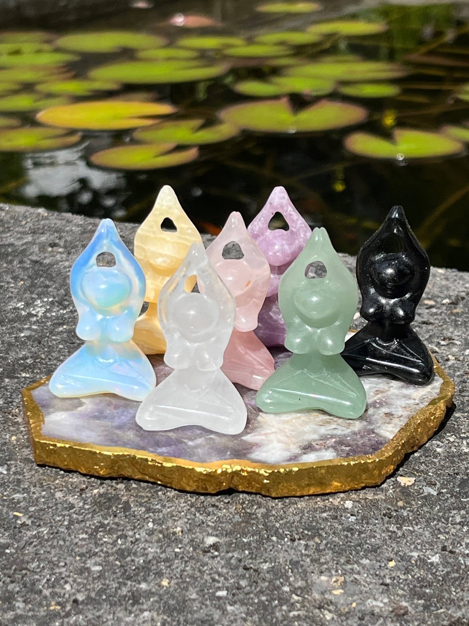 Muno - Wholesale Decorative Figurine - 5cm Gemstone Yoga Figurines * Lithotherapy * Crystals4