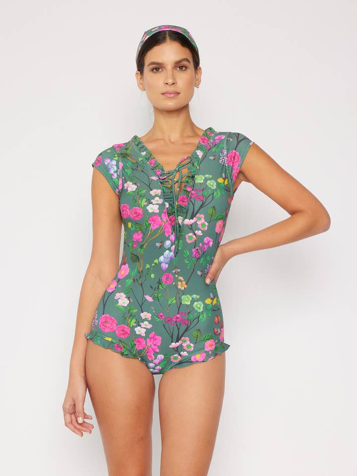 V-Ausschnitt, 1 Stück mit Kordel und Rüschen-F1823_Cherry Blossom Forest für den Großhandel von MARINA WEST SWIM