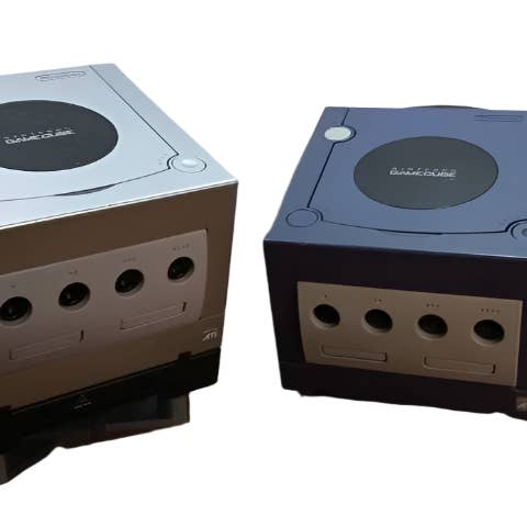 XALT 3D DESIGNS - Wholesale Decorative Tabletop Object - Nintendo GameCube Console Stand