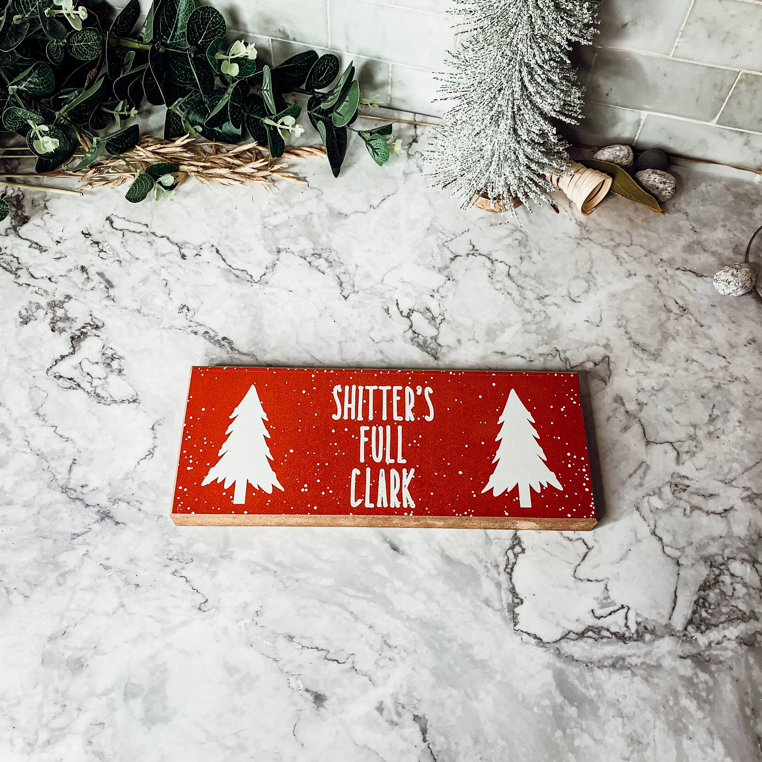 Gia Roma – wholesale Skylt – Rolig julskylt, Holiday Humor Träblock Skyltar Röd2