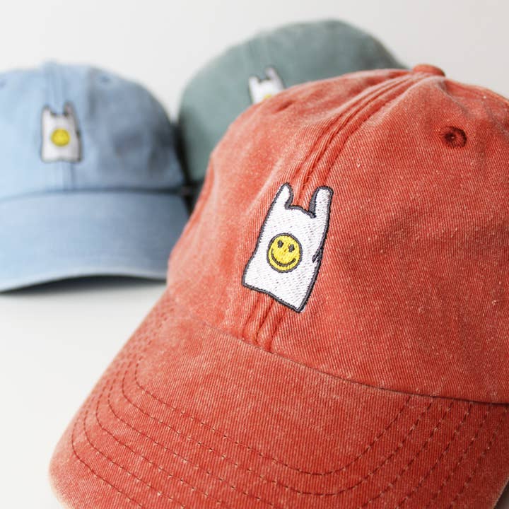 Cappello da Baseball Vintage Ricamato con Borsa Happy Face per la vendita all'ingrosso da parte di Cousins Collective