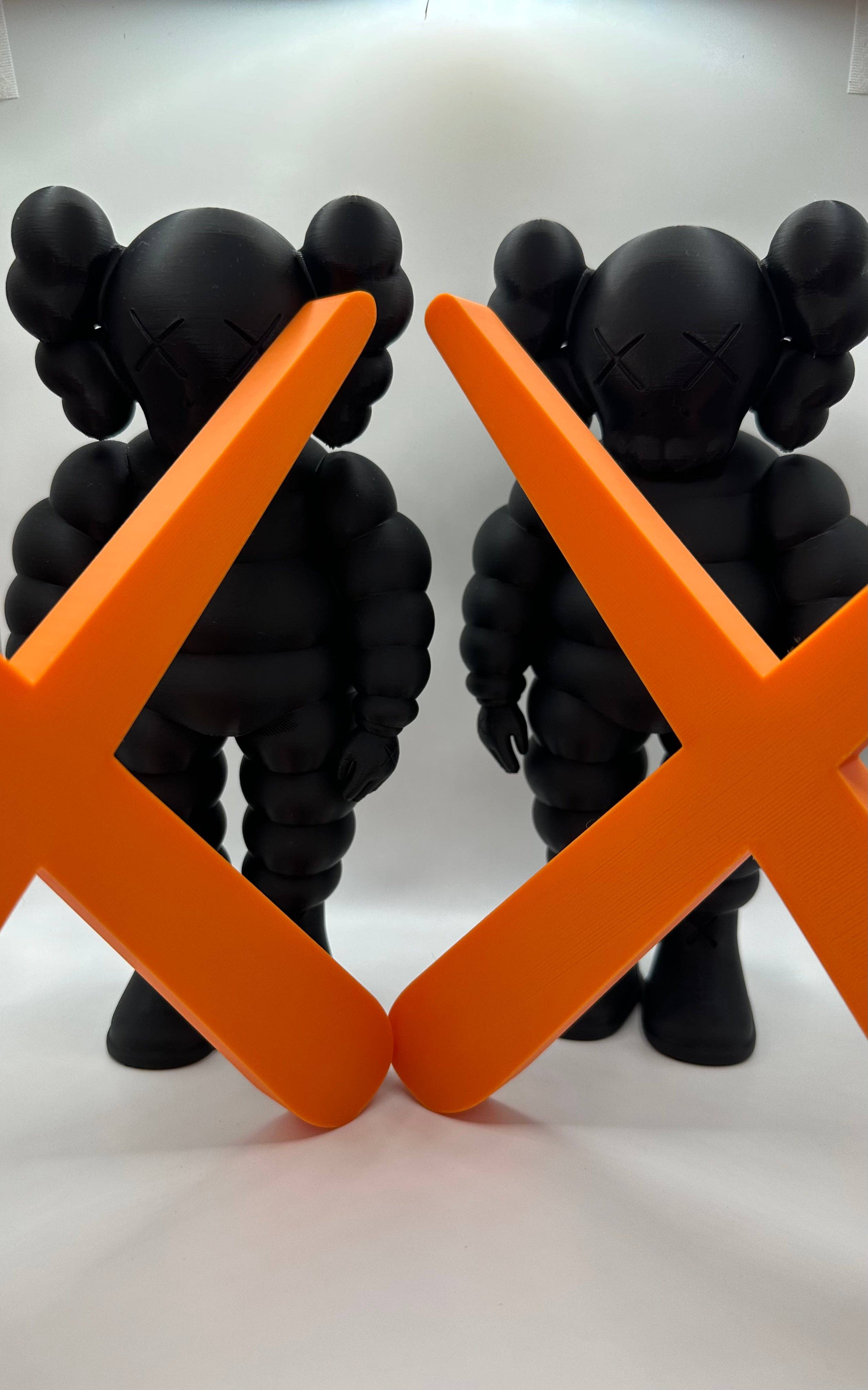 HYPED ART - Venta al por mayor Figura decorativa - KAWS, ¿Qué Fiesta? Figura (Impresión 3D)2
