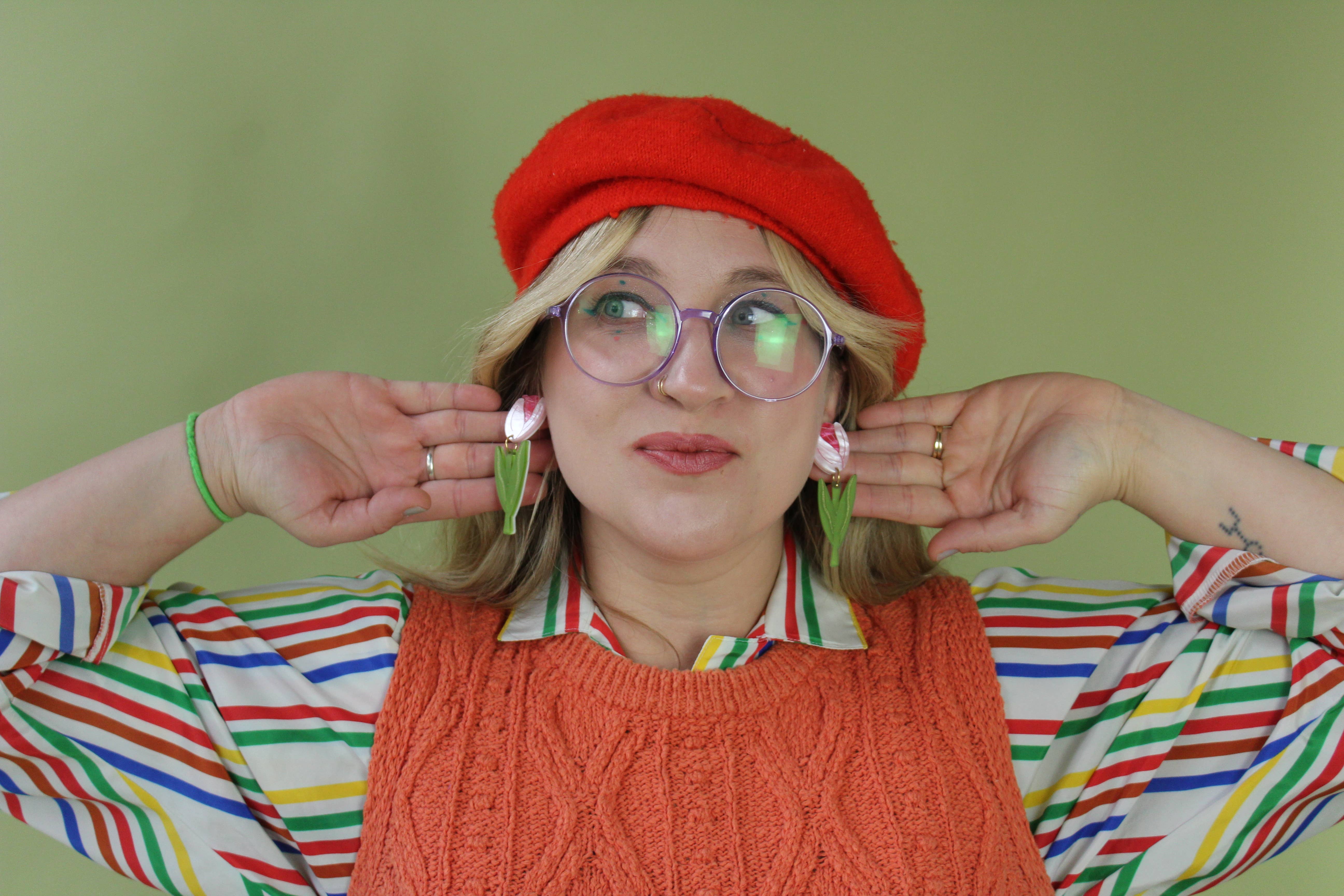 Not Picasso - Wholesale Stud/Post Earrings - Tulips3