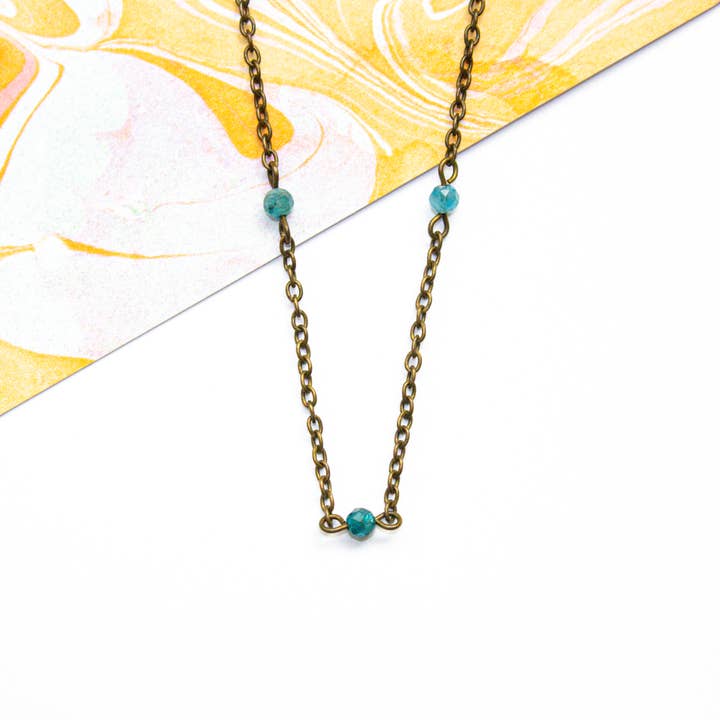 Gargantilha com miçangas delicadas de apatita por atacado de All the Tiny Pieces