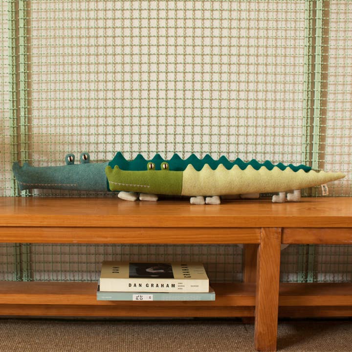 Carapau - Wholesale Decorative Figurine - Matt, The Saltwater Crocodile1