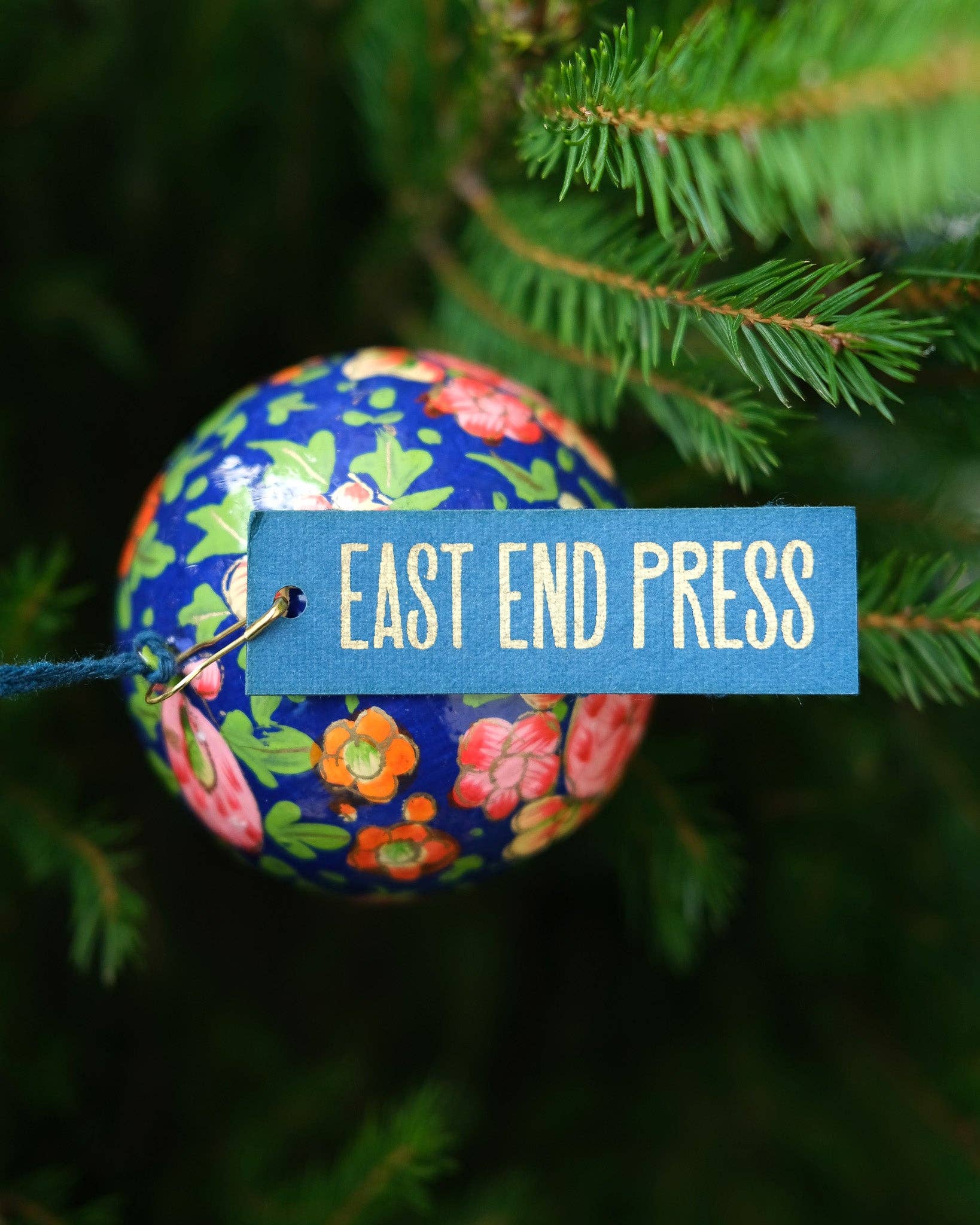 East End Press – wholesale Ornament – UK/EU: Dark Blue Blossoms Bauble7