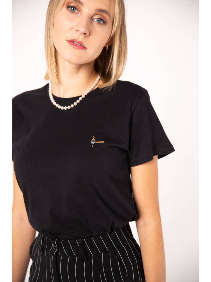 Fashion Drinks - Wholesale T-Shirt - Women's - Portafilter & Tamper | Embroidered organic cotton women t-shirt2