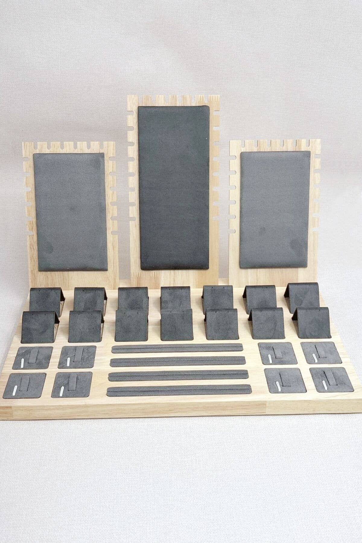 BELLISSIMA BIJOUX - Wholesale Jewelry Stand & Display - Wooden Jewelry Display1