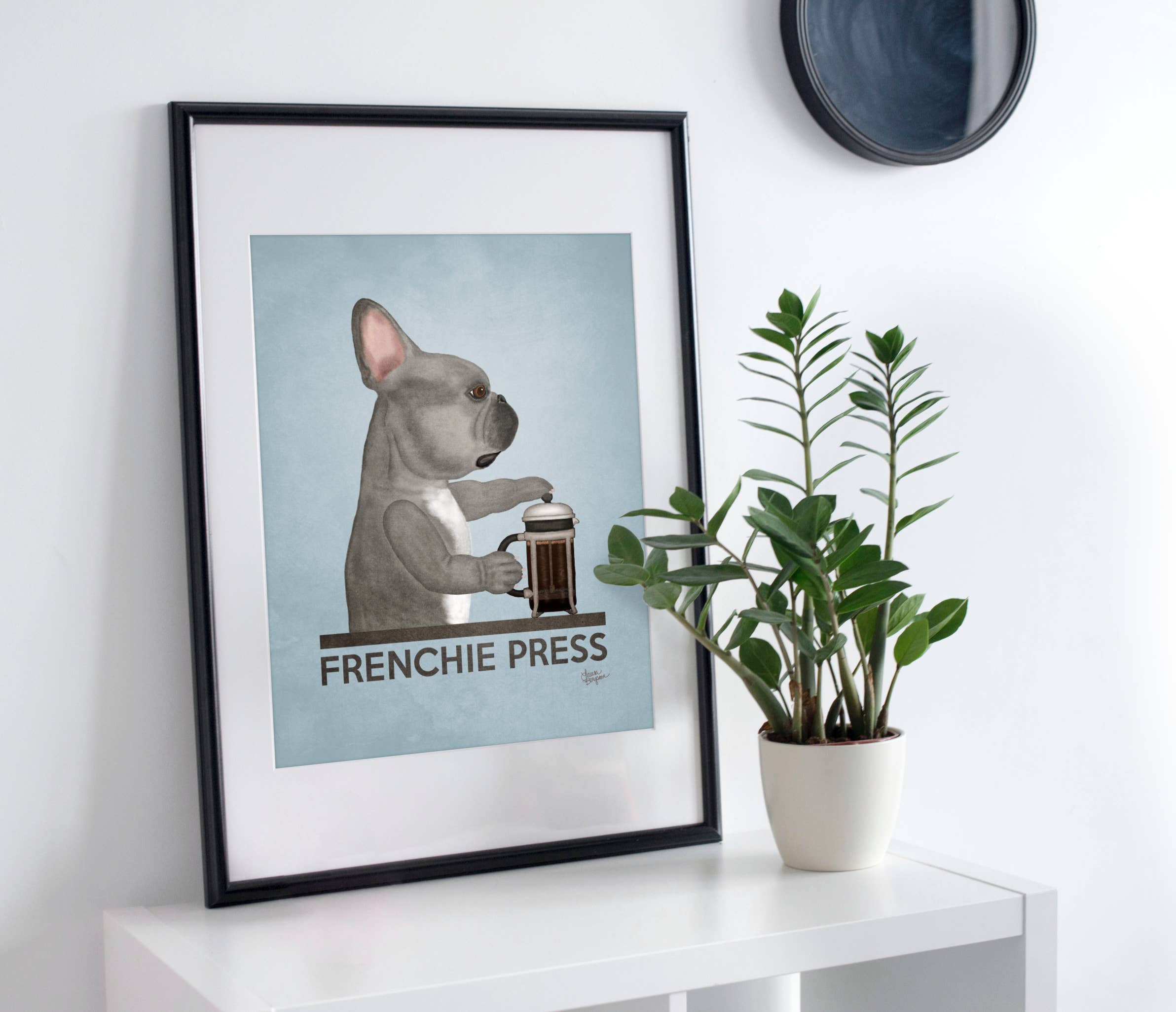Laura Bergsma Studio – Engroshandel Kunsttryk – Fransk Bulldog Kunst Print, Frenchie Press, Blå m/BRN øje4