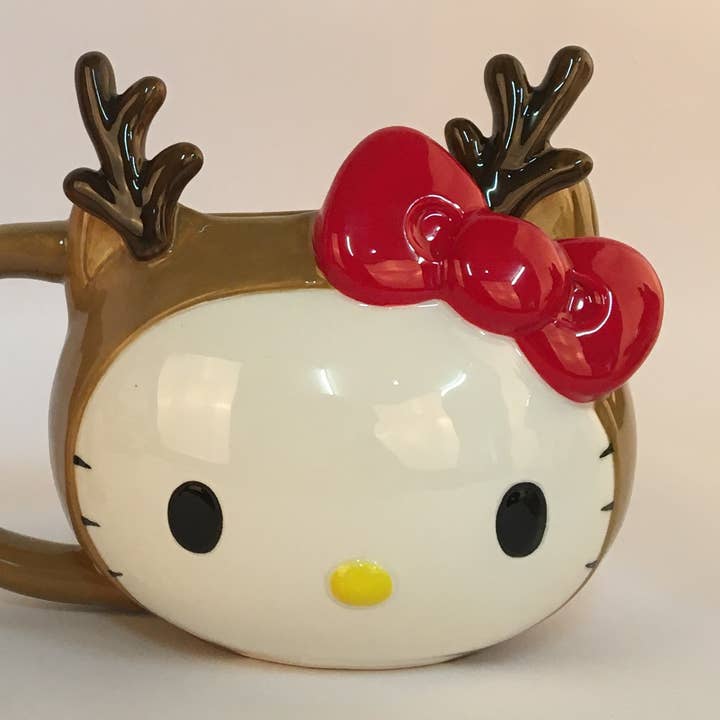 Hello Kitty Figural Krus og Figurine Gavesæt for engroshandel hos Blue Sky Clayworks