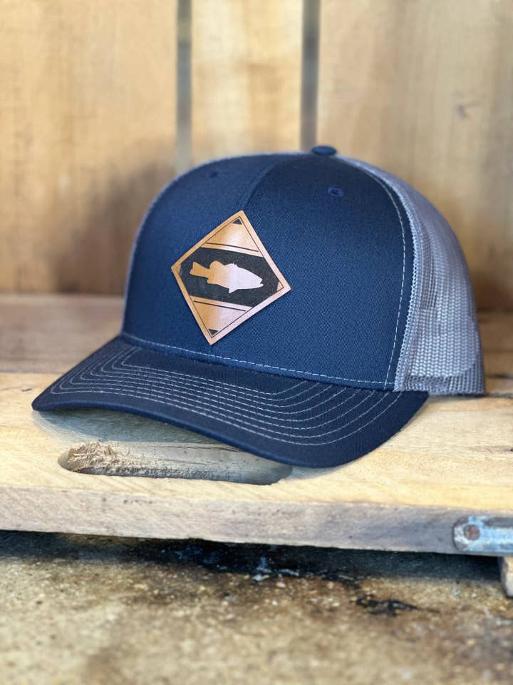 Chapéu de caminhoneiro com remendo de couro Diamond Fish Bass por atacado de Sunshine and Jade