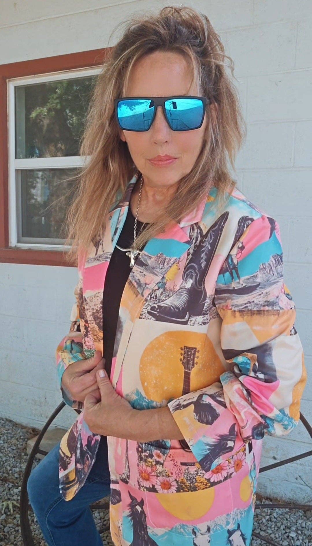 BAHA RANCH WESTERN WEAR - Wholesale Blazer - Women's - Baha Ranch Retro Pop Western Collage Blazer1