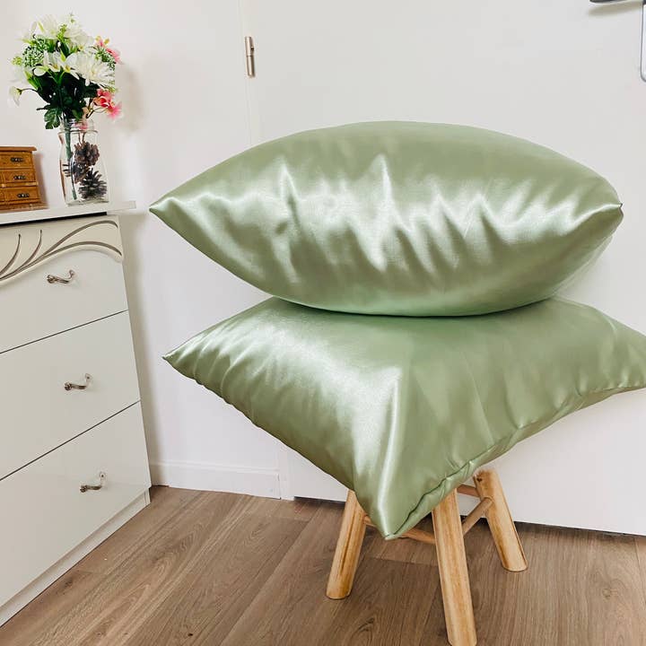 KaysolCouture® - Wholesale Bedding Pillowcase/Sham - Satin pillowcase - Pair 60X60 cm - pistachio green1