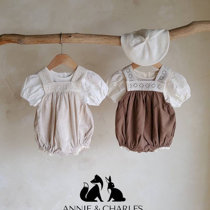 Annie & Charles® Baby Bloomer mit passendem Shirt für den Großhandel von Annie & Charles