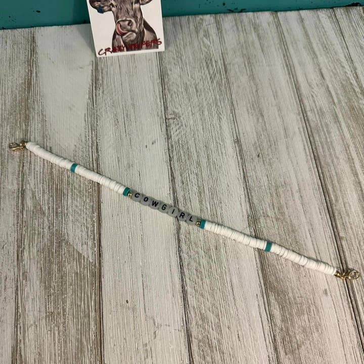 Crazy Heifers Wholesale - Wholesale Hat Accessory - Women's - Trucker Hat Chains V52