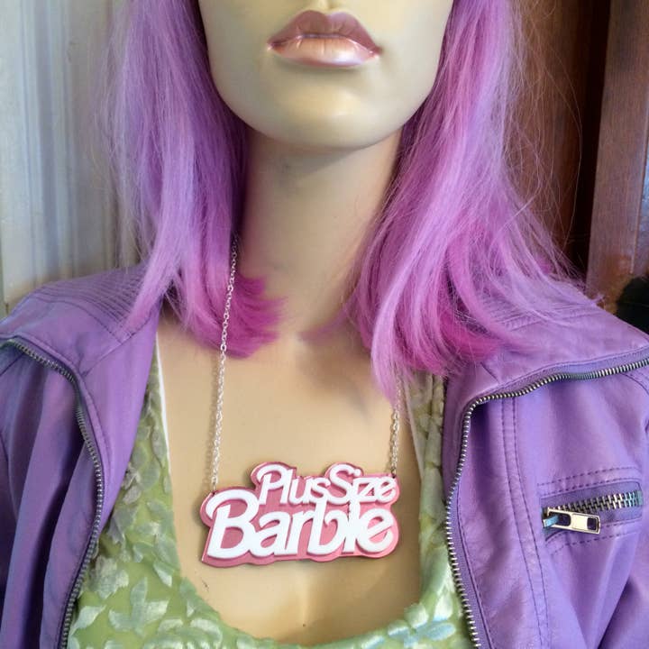 I'm Your Present - Wholesale Pendant/Charm Necklace - Plus Size Barbie Acrylic Necklace In Pink Mirror And White,4