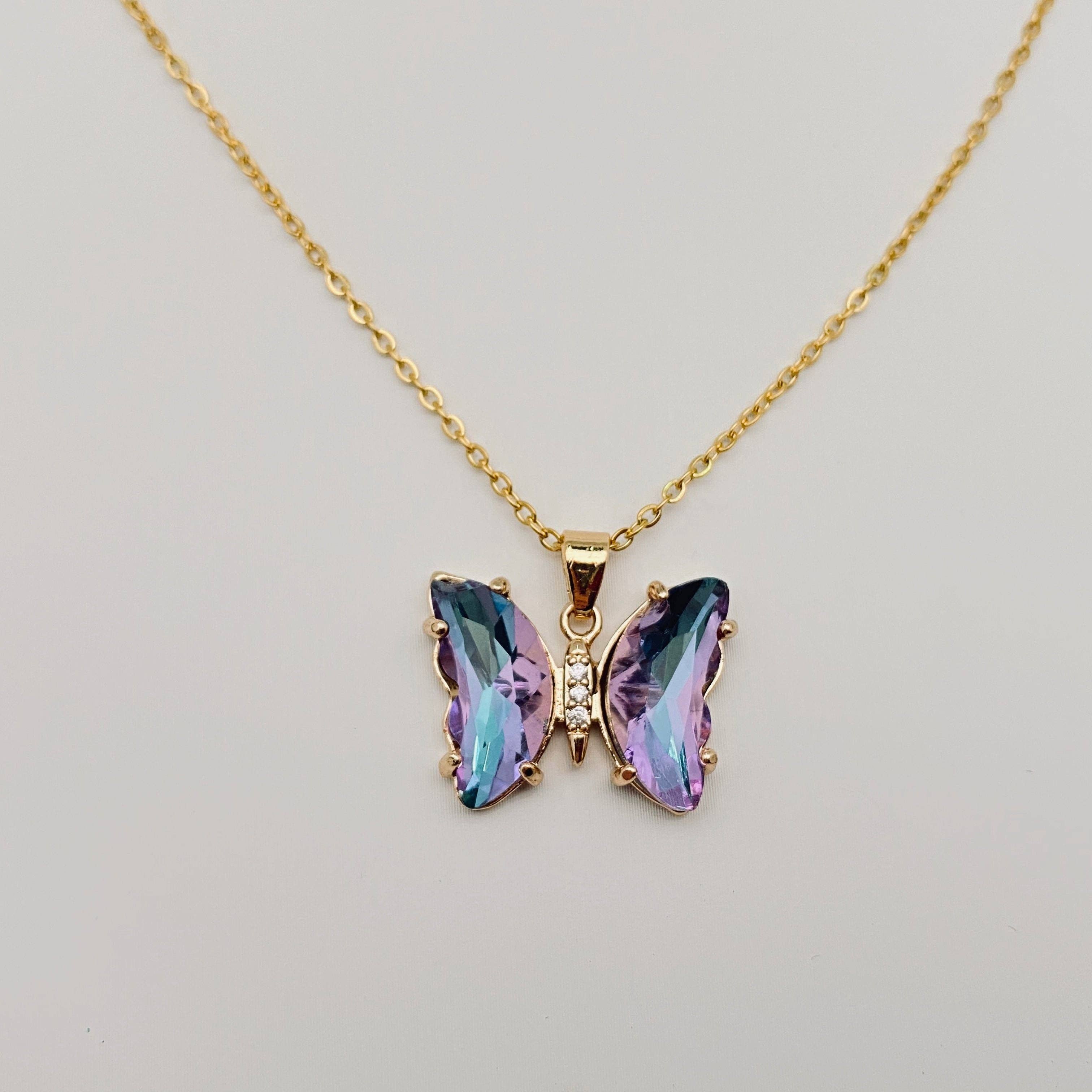 Mio Queena - Wholesale Pendant/Charm Necklace - Ladies Multicolor Glass Butterfly Pendant Necklace5