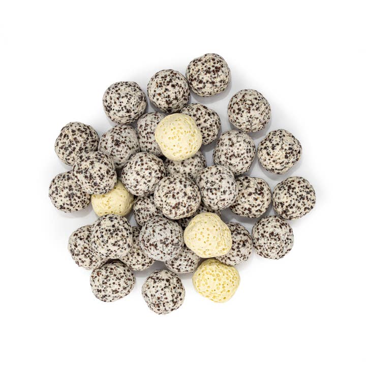 AQUA DREAM - Wholesale Home and garden - Ceramic Media for Fish Tank 5.5 LBS – High-Performance Porous Aquarium Filter for Freshwater and Coral Reef Aquariums1