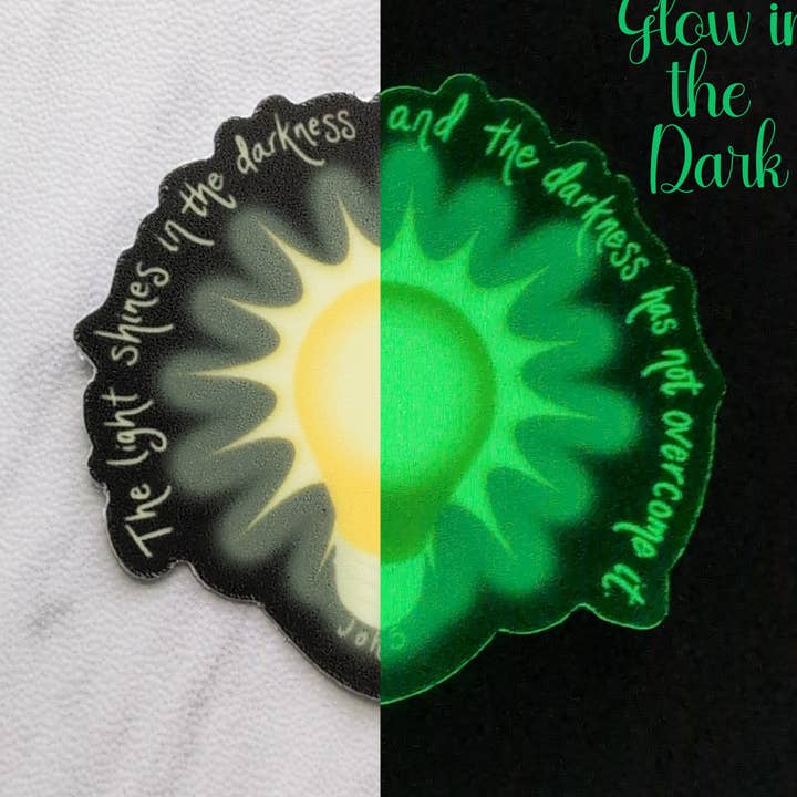La luz brilla - Pegatina que brilla en la oscuridad para venta al por mayor de worthy of Agape