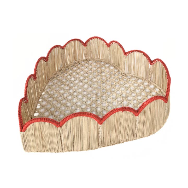 Scalloped Heart Iraca Tray for wholesale by Artett